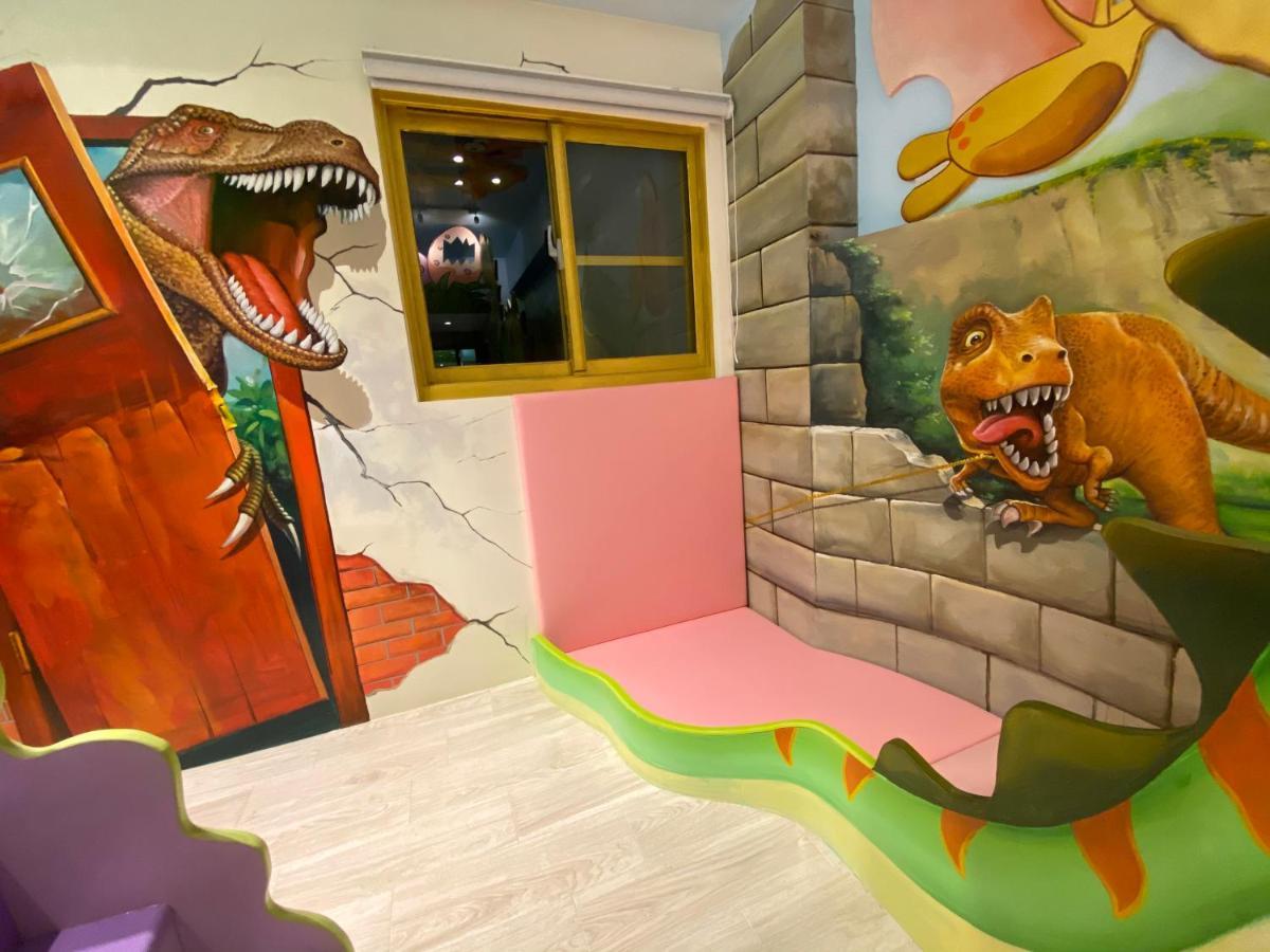 Fun Holiday Family Hostel Tainan Eksteriør bilde