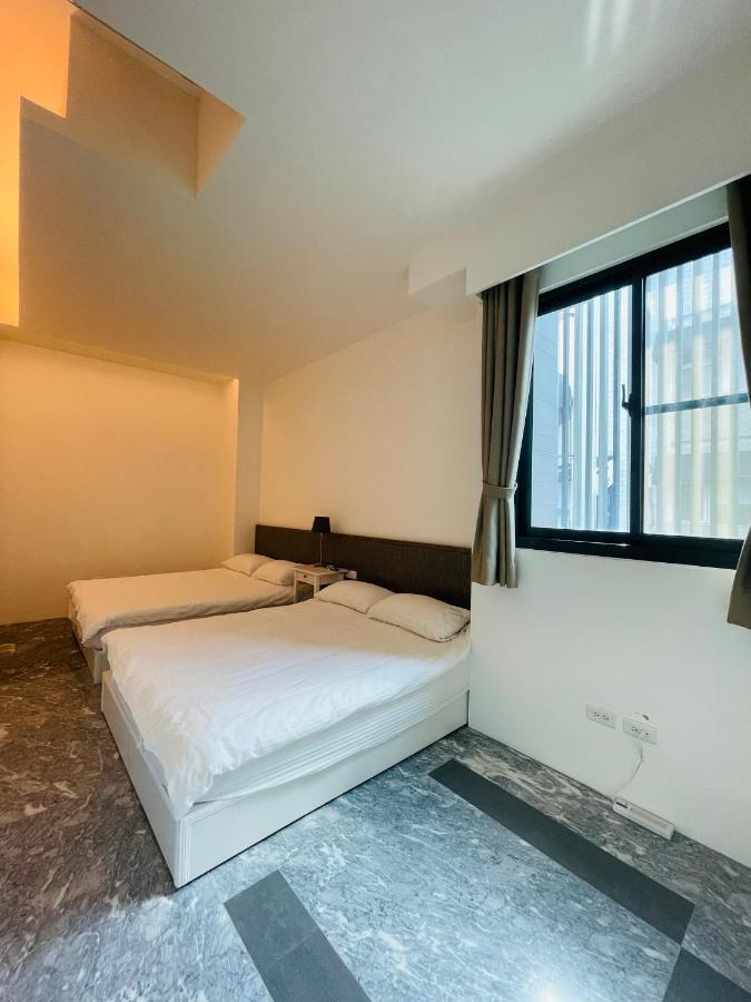 Fun Holiday Family Hostel Tainan Eksteriør bilde