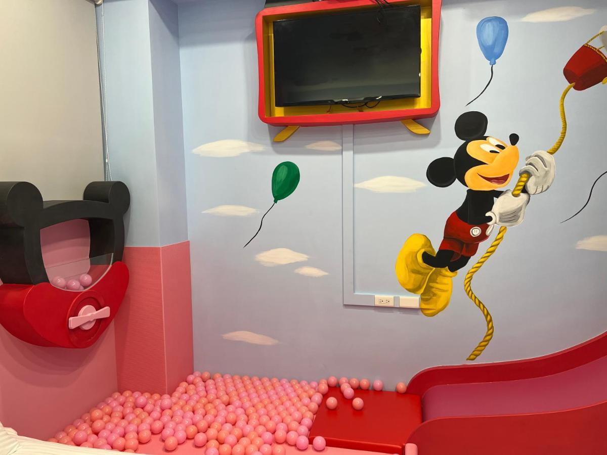 Fun Holiday Family Hostel Tainan Eksteriør bilde