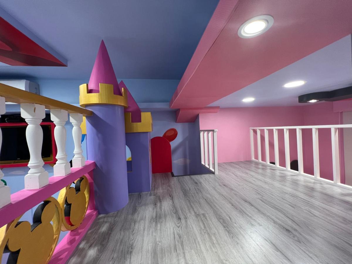 Fun Holiday Family Hostel Tainan Eksteriør bilde