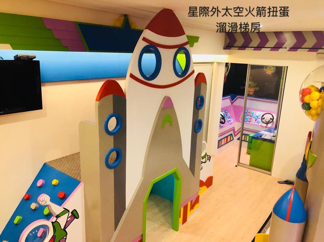 Fun Holiday Family Hostel Tainan Eksteriør bilde