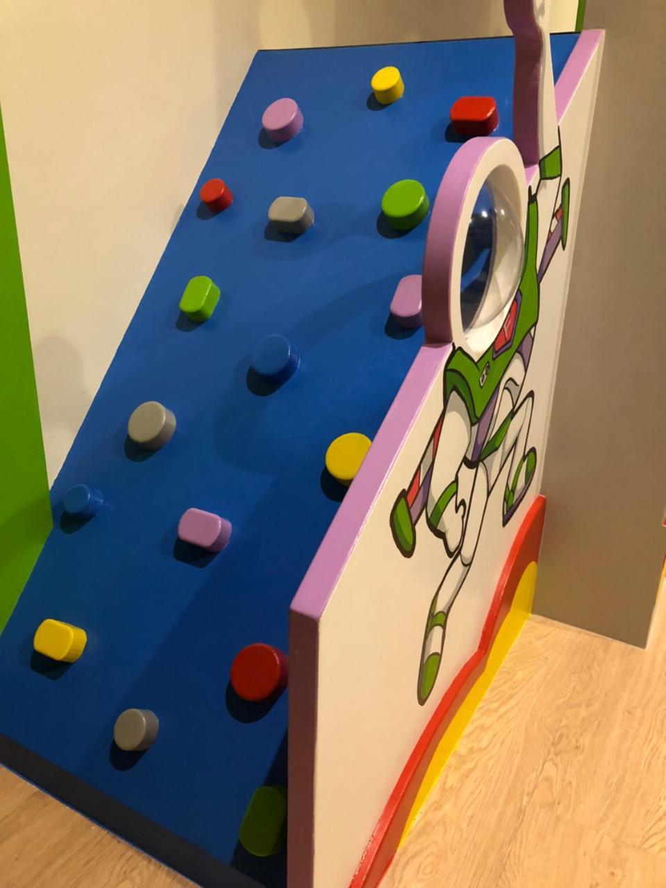 Fun Holiday Family Hostel Tainan Eksteriør bilde